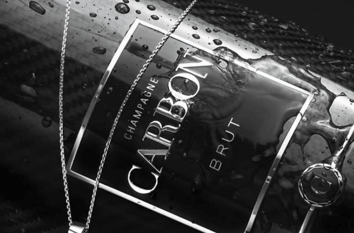 Carbon Brut w Skrzynce Prezentowej